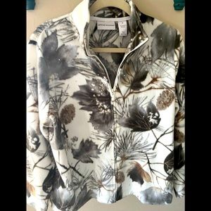 Women’s Alfred Dunner Size Medium Fleece Jacket